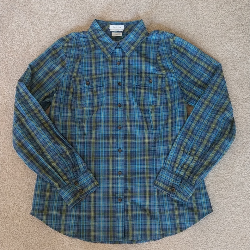 Plaid long sleeve button up
